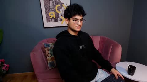 Snapshot of mark_evans1_ chatting on March 12, 7:38 pm mark_evans1_ online show from March 12, 7:38 pm