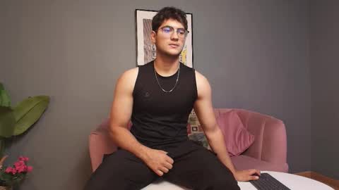 Snapshot of mark_evans1_ chatting on November 7, 2:50 pm mark_evans1_ online show from November 7, 2:50 pm