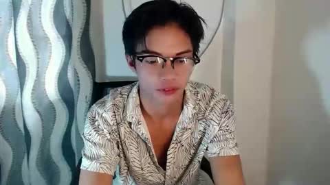 JUST CALL ME MARK online show from April 25, 7:44 am