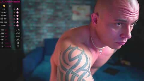 Mark online show from January 18, 8:20 am