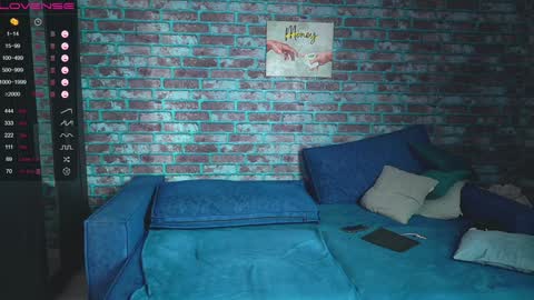 Mark online show from January 26, 12:05 am