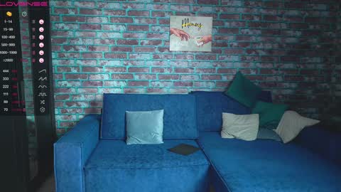 Mark online show from February 2, 11:00 pm