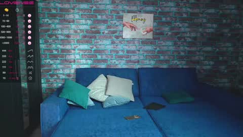 Mark online show from February 6, 4:10 am