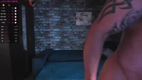 Mark online show from October 29, 3:09 am