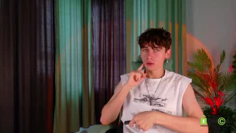 Mark online show from May 29, 10:02 am
