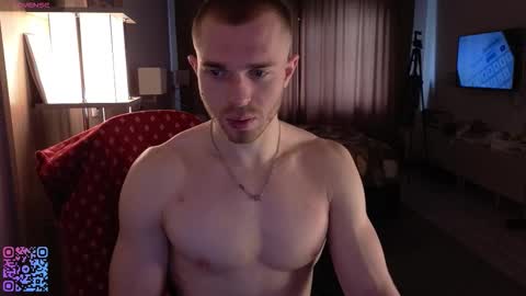 Snapshot of mark_stiff chatting on March 27, 12:05 pm Mark online show from March 27, 12:05 pm