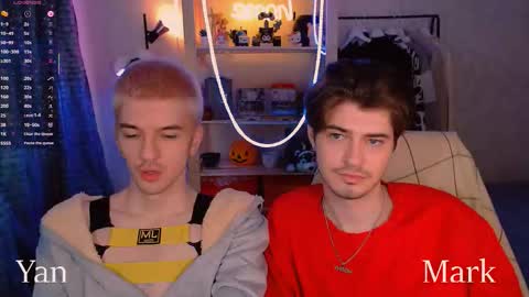 Snapshot of mark_sun chatting on February 14, 5:15 am Mark online show from February 14, 5:15 am