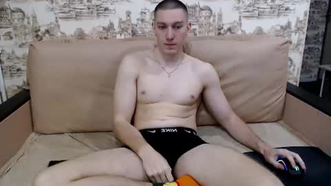 markbodrov online show from June 29, 2:28 pm