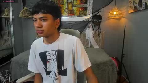 markbowie online show from October 19, 12:39 pm