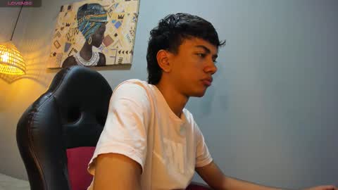 markbowie online show from November 25, 11:54 am