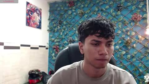 markbowie online show from December 18, 12:44 pm