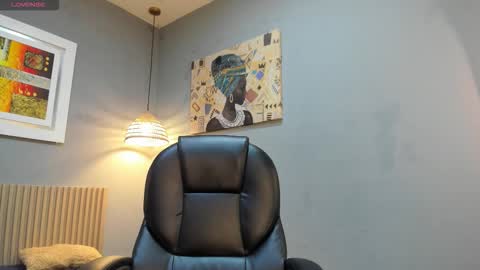 markbowie online show from March 4, 11:49 am