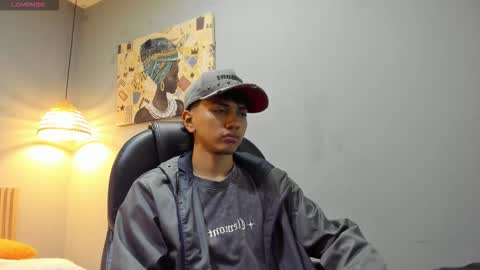 markbowie online show from March 21, 7:39 pm