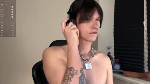 Mark online show from October 11, 3:21 pm