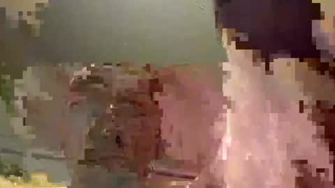 Snapshot of markhung1999 chatting on February 17, 1:32 pm markhung1999 online show from February 17, 1:32 pm