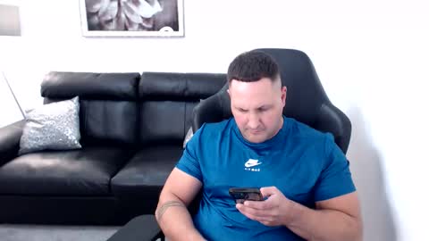 Master online show from September 15, 3:01 pm