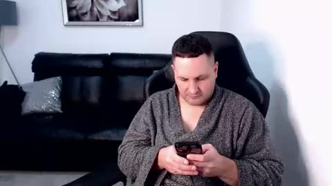 Master online show from November 22, 1:21 pm