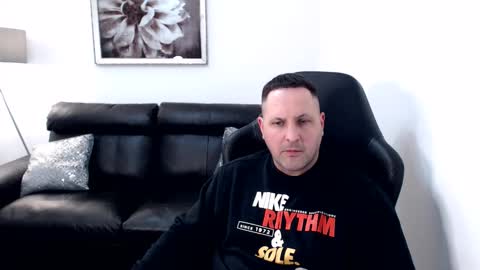 Master online show from November 27, 4:09 pm