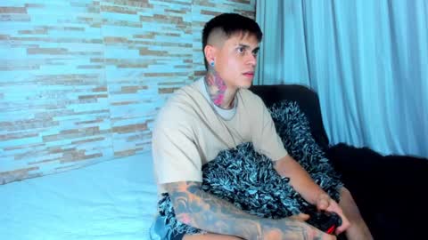 Snapshot of marko_toro__ chatting on January 7, 3:46 am Sebastian online show from January 7, 3:46 am