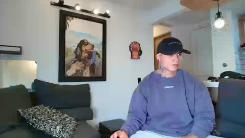 Snapshot of marko_toro__ chatting on September 17, 10:22 pm Sebastian online show from September 17, 10:22 pm