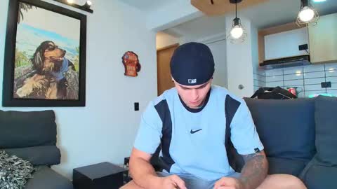 Snapshot of marko_toro__ chatting on September 18, 5:48 pm Sebastian online show from September 18, 5:48 pm