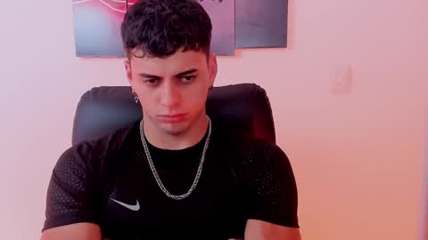 Snapshot of markpotier chatting on December 17, 7:07 am MARK online show from December 17, 7:07 am