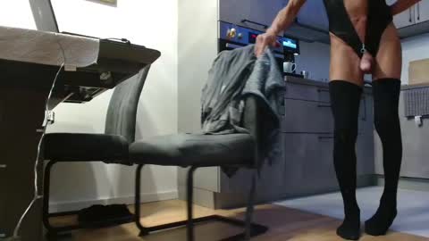 Snapshot of markr666 chatting on January 11, 8:54 am markr666 online show from January 11, 8:54 am