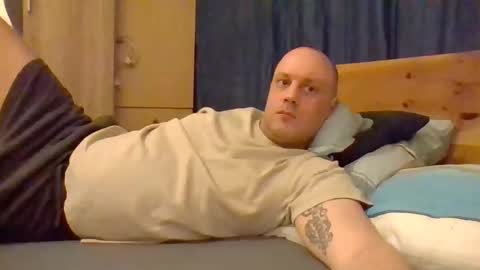 markus_7 online show from March 22, 9:18 pm