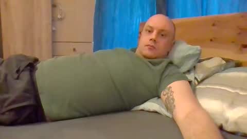Snapshot of markus_7 chatting on March 29, 7:52 am markus_7 online show from March 29, 7:52 am