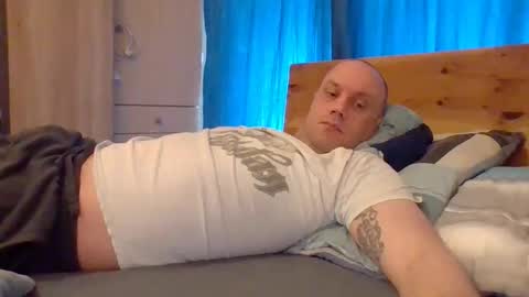 Snapshot of markus_7 chatting on March 30, 7:42 am markus_7 online show from March 30, 7:42 am
