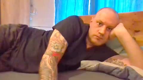 Snapshot of markus_7 chatting on April 4, 12:46 pm markus_7 online show from April 4, 12:46 pm