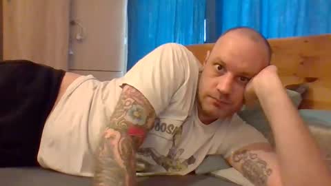 Snapshot of markus_7 chatting on April 6, 11:44 am markus_7 online show from April 6, 11:44 am