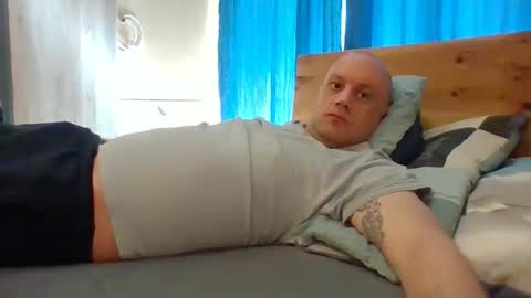 Snapshot of markus_7 chatting on April 8, 11:32 am markus_7 online show from April 8, 11:32 am