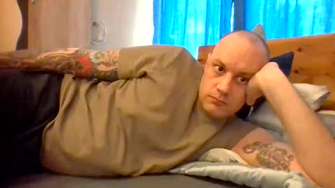 Snapshot of markus_7 chatting on May 13, 8:23 am markus_7 online show from May 13, 8:23 am