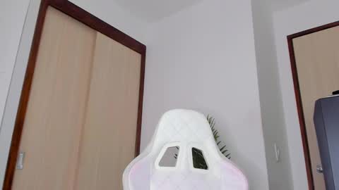 markus... Y online show from February 13, 10:00 pm