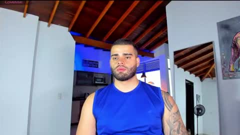 markus_tyler online show from June 15, 10:45 pm