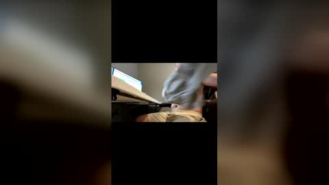 Snapshot of marky0029 chatting on April 6, 1:01 pm marky0029 online show from April 6, 1:01 pm