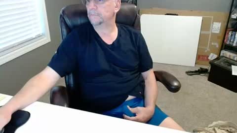 marky0029 online show from June 12, 12:26 pm