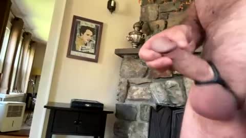 AveragePenisMan online show from June 15, 3:36 pm