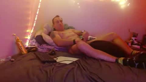 Snapshot of markymark101825061 chatting on January 13, 10:14 am markymark101825061 online show from January 13, 10:14 am