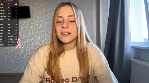 Olivia online show from October 6, 2:03 pm