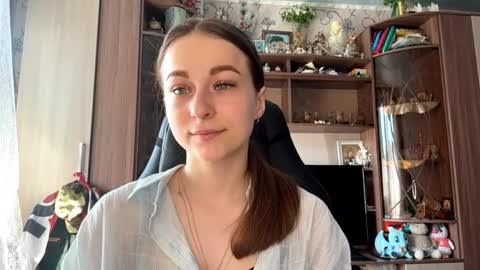 Snapshot of marlenahuit chatting on June 6, 5:56 am Lena online show from June 6, 5:56 am