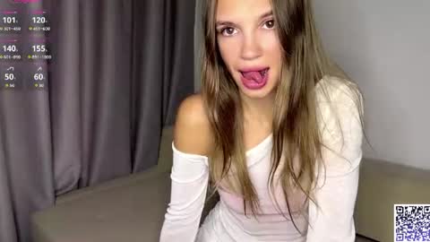 Snapshot of marlenamarschel chatting on June 13, 5:38 am Maja online show from June 13, 5:38 am