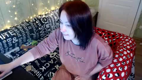 MarleneLue online show from February 9, 2:29 pm