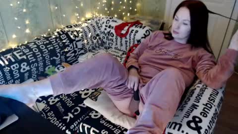 MarleneLue online show from February 19, 1:39 pm