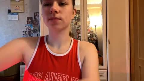 Snapshot of marlinker chatting on June 13, 3:26 am Codi online show from June 13, 3:26 am