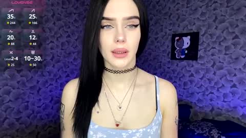 Snapshot of marlysokamura chatting on March 25, 6:30 am Eva online show from March 25, 6:30 am