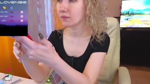 Snapshot of marmeladka777 chatting on January 5, 11:37 am Alena online show from January 5, 11:37 am