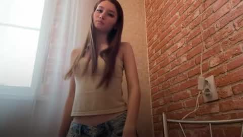 Snapshot of marnieratelle chatting on July 9, 5:22 am Chrissy online show from July 9, 5:22 am