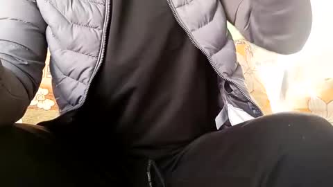 Snapshot of marocreda33 chatting on December 14, 12:21 pm marocreda33 online show from December 14, 12:21 pm